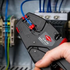 Knipex 12 40 200 Otomatik Kablo Soyma Sıyırma Pensesi
