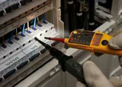 Fluke T130 Gerilim ve Süreklilik Test Cihazı